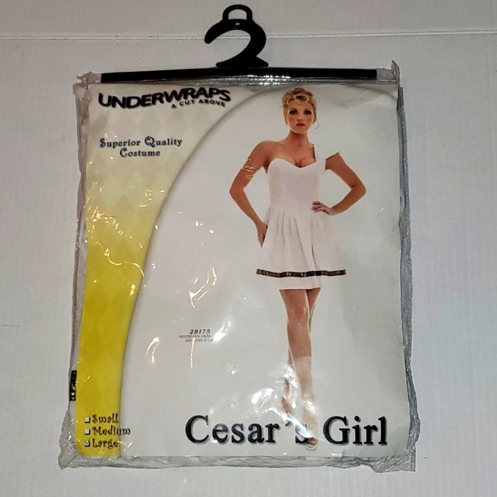 Caesar woman costume Halloween